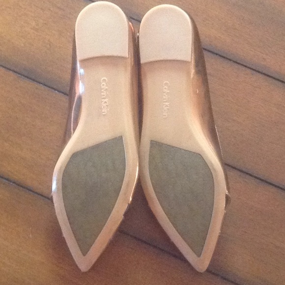 A pair of Calvin Klein shoes good condition - Picture 6 of 8